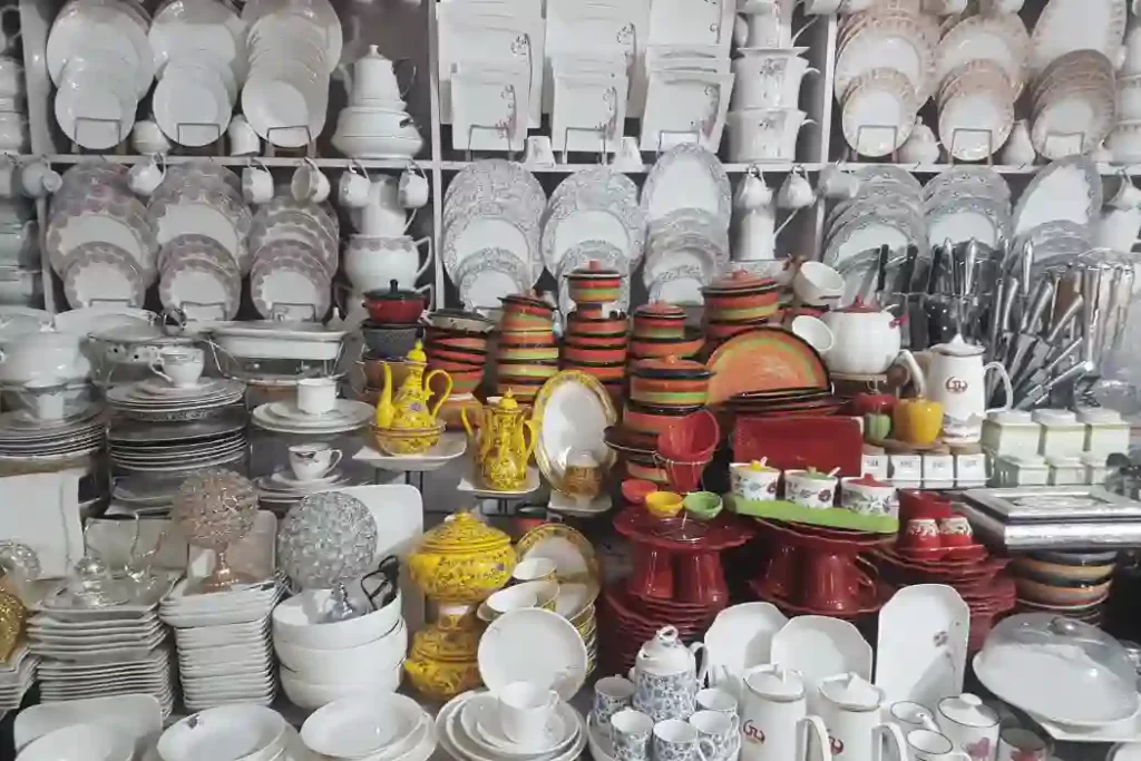 Unique Crockery Unit Design